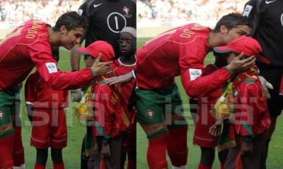 Cristiano et  un enfant