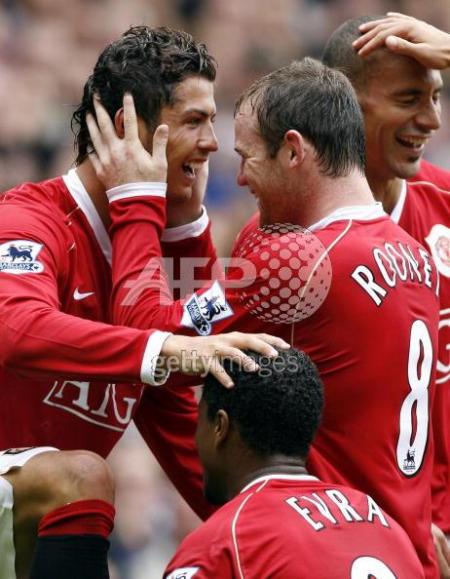 Rooney pardonne